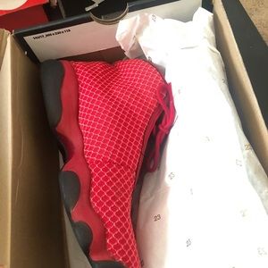 8.5 red jordan